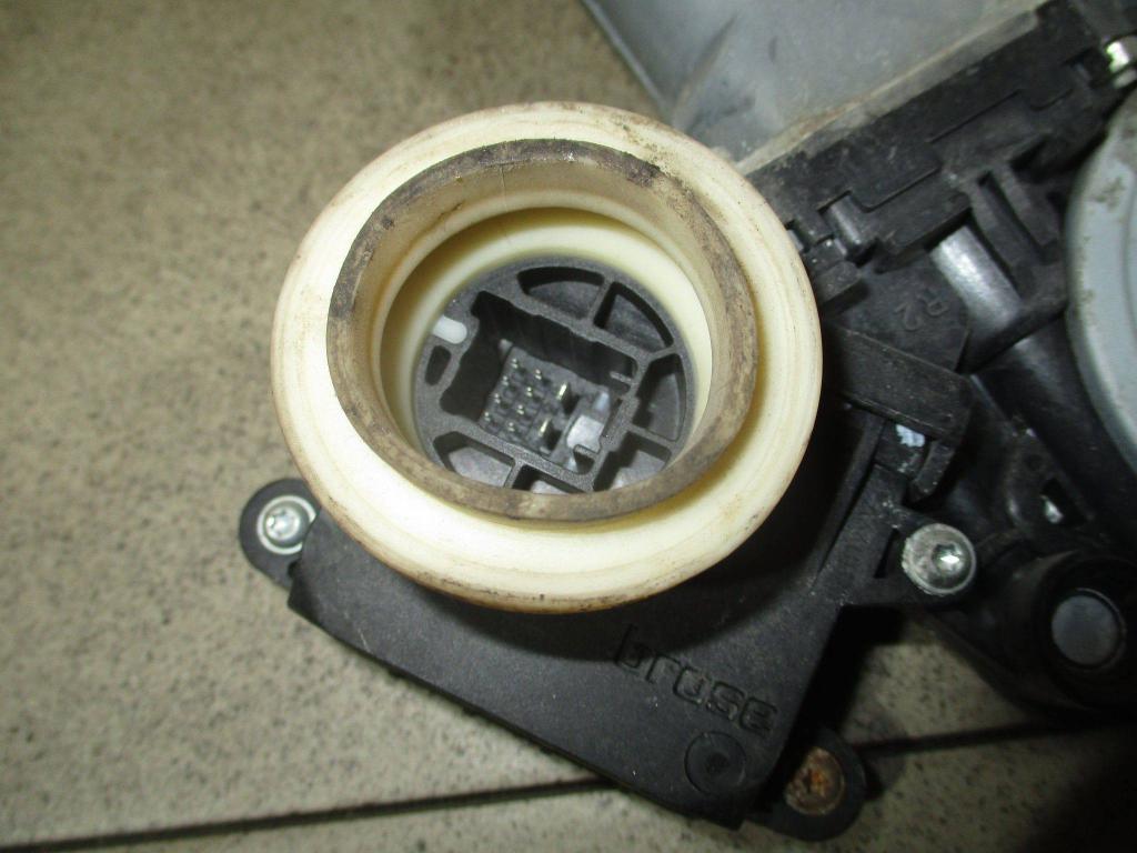 Стеклоподъемник передний правый, 3000 рублей, Пермь