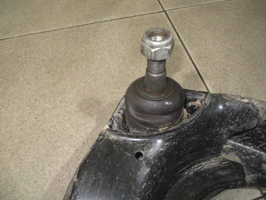 Рычаг передний верхний правый, 2500 рублей, Пермь