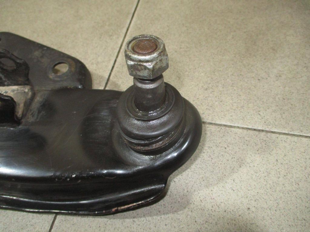 Рычаг передний нижний правый, 2000 рублей, Пермь