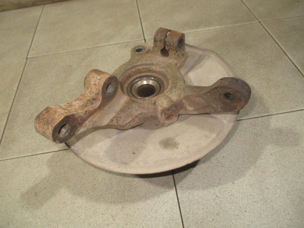 Кулак поворотный передний левый, 3000 рублей, Пермь