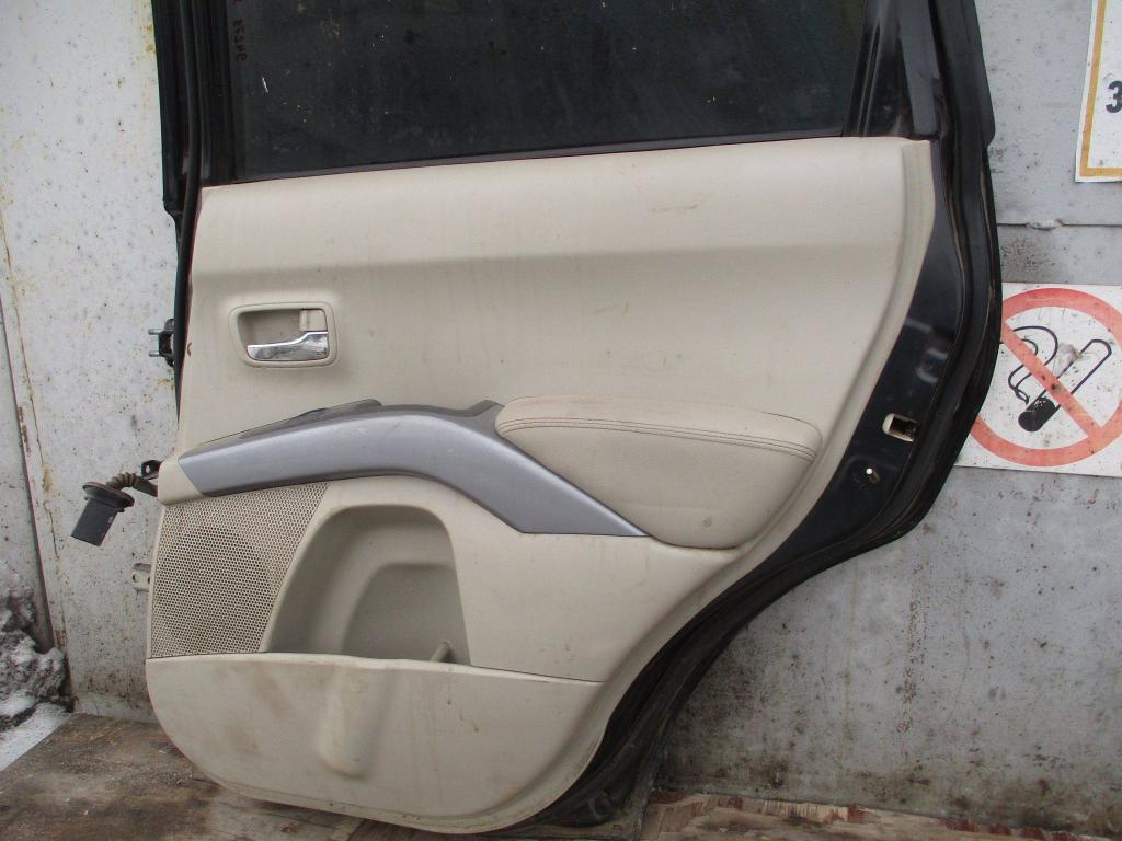 Обшивка двери задней правой, 1000 рублей, Пермь