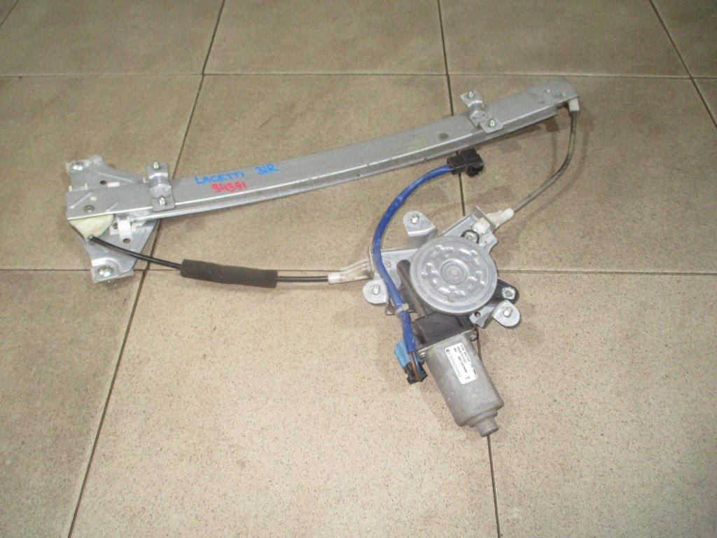 Стеклоподъемник задний правый, 900 рублей, Пермь