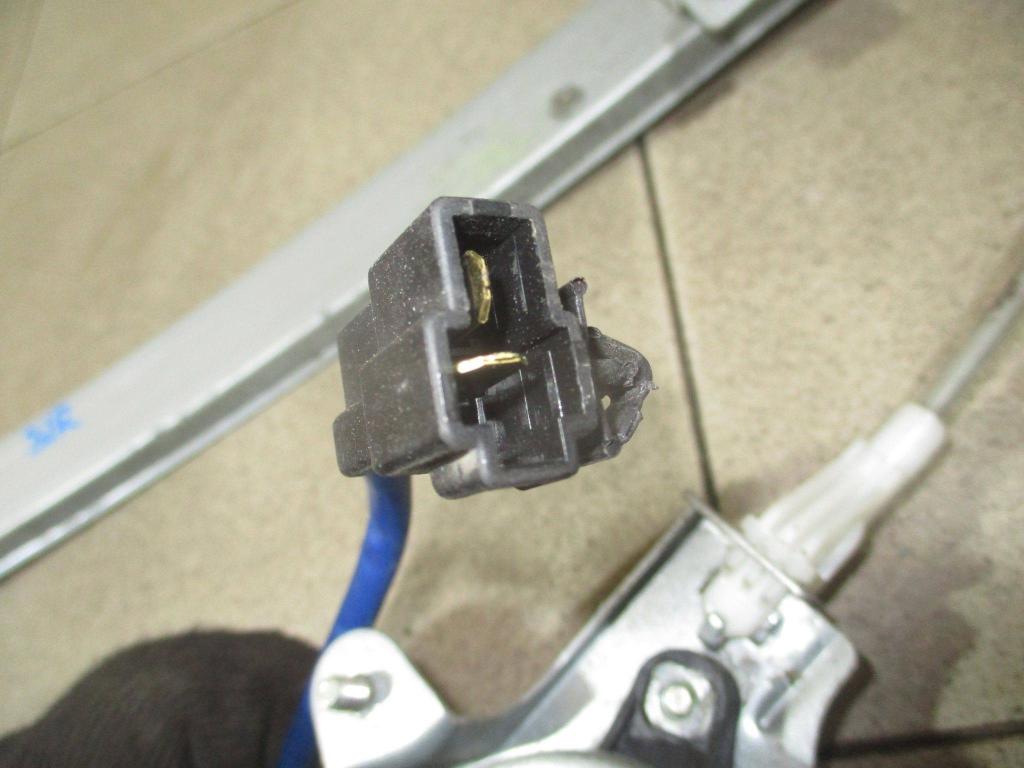 Стеклоподъемник задний правый, 900 рублей, Пермь