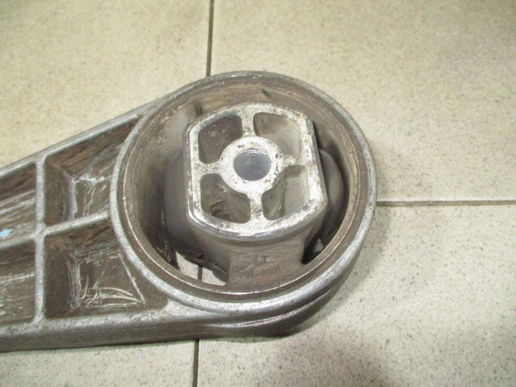 Опора КПП задняя, 1000 рублей, Пермь