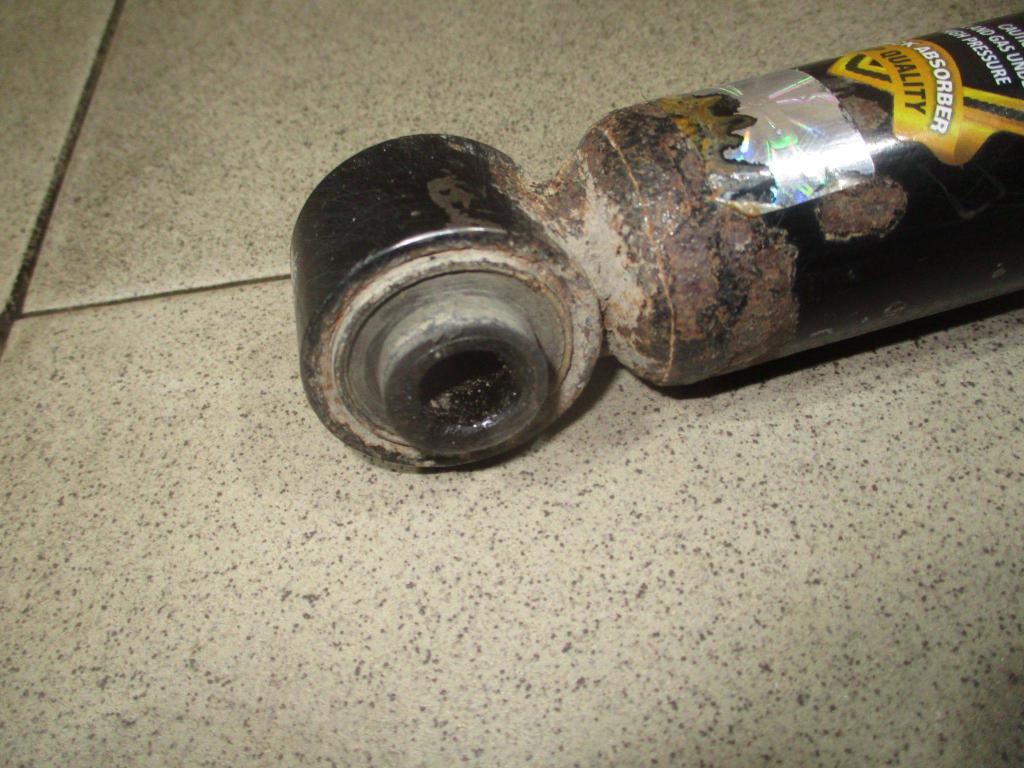 Амортизатор задний, 1000 рублей, Пермь