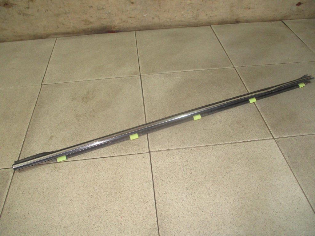 Накладка стекла переднего правого, 500 рублей, Пермь