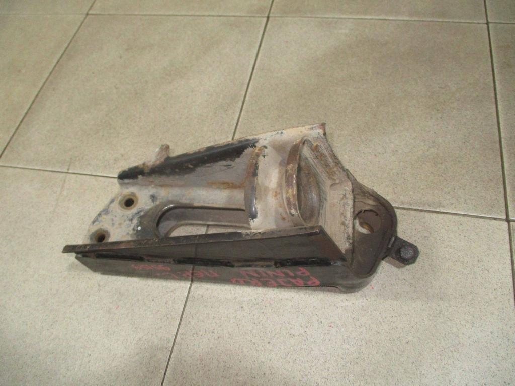 Кронштейн подрамника, 1000 рублей, Пермь