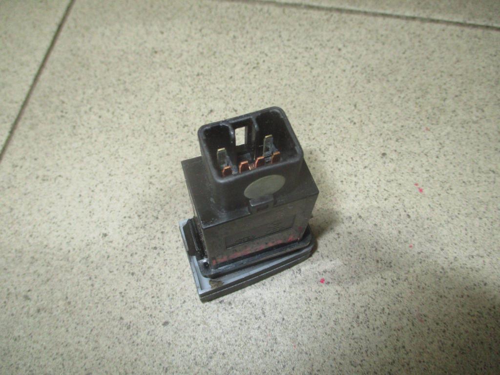 Кнопка обогрева сидений, 500 рублей, Пермь