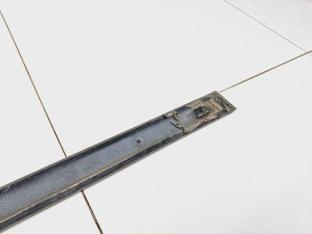 Молдинг передней правой двери, 700 рублей, Пермь