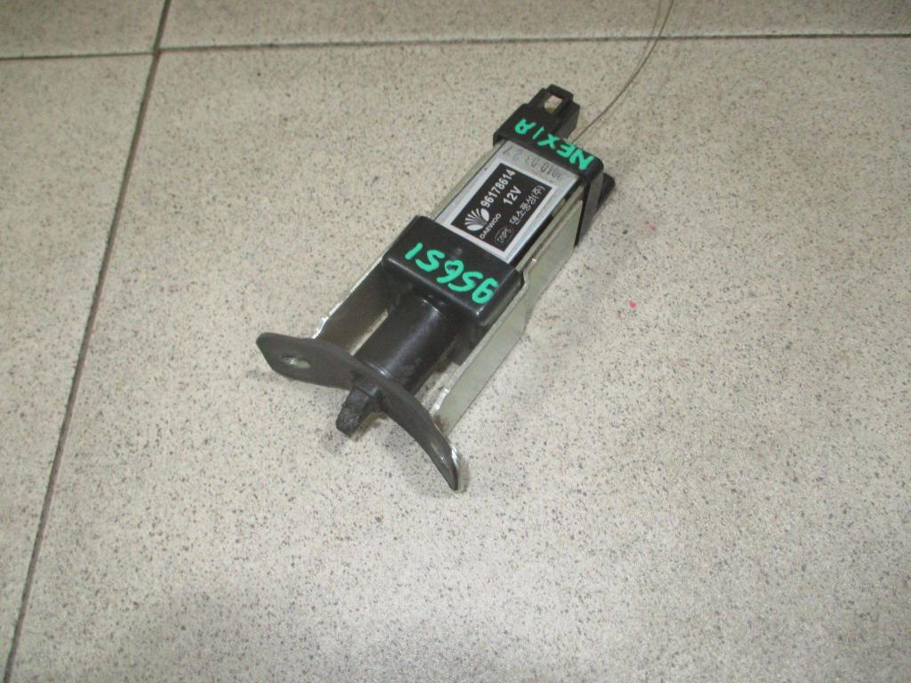 Активатор замка крышки бензобака, 500 рублей, Пермь