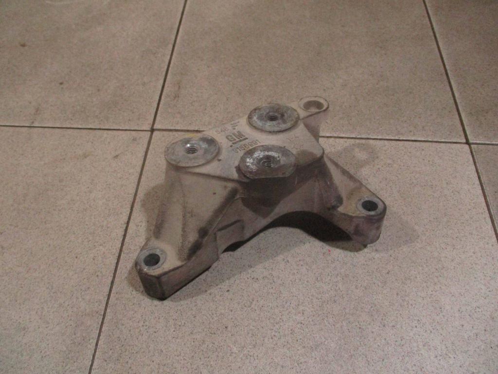 Кронштейн КПП, 1000 рублей, Пермь