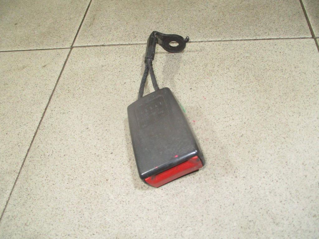 Ответная часть ремня безопасности, 500 рублей, Пермь