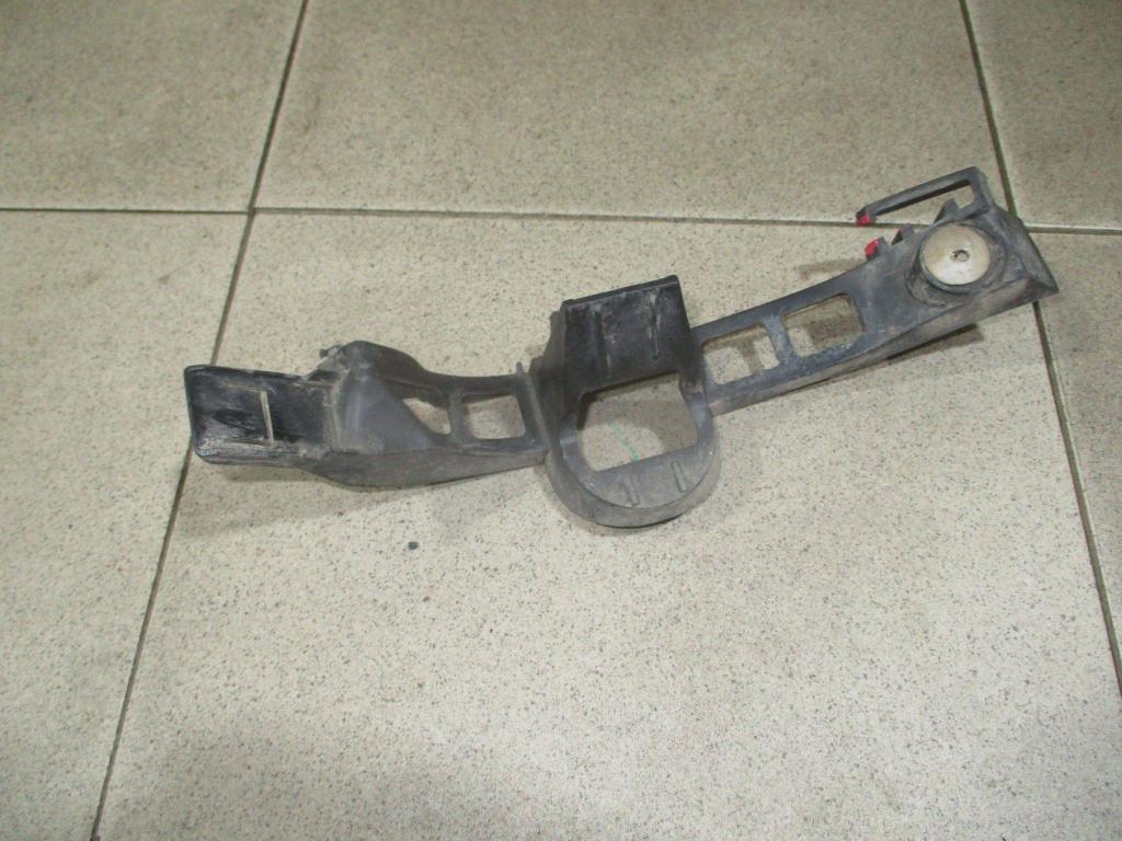 Кронштейн заднего бампера правый, 1000 рублей, Пермь