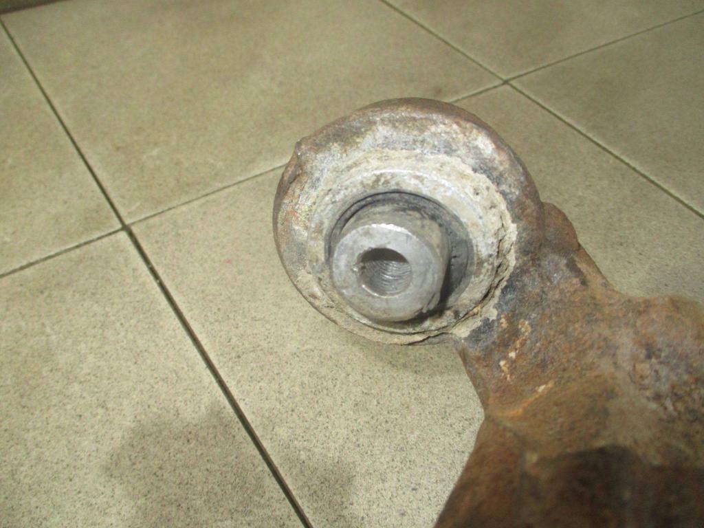 Кулак поворотный задний правый, 2500 рублей, Пермь