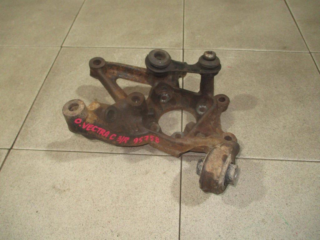 Кулак поворотный задний правый, 2500 рублей, Пермь