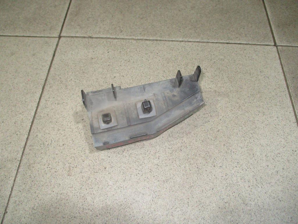 Кронштейн заднего бампера правый, 500 рублей, Пермь