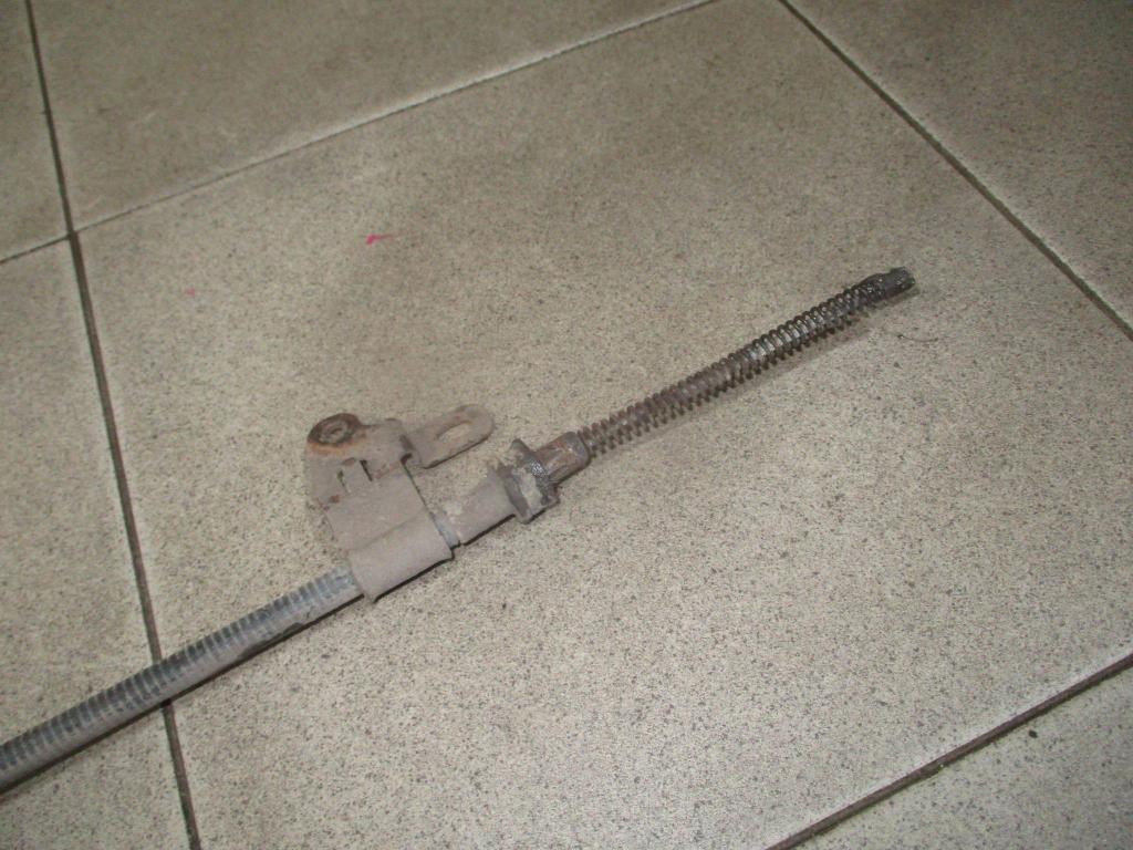 Трос ручника правый, 1100 рублей, Пермь