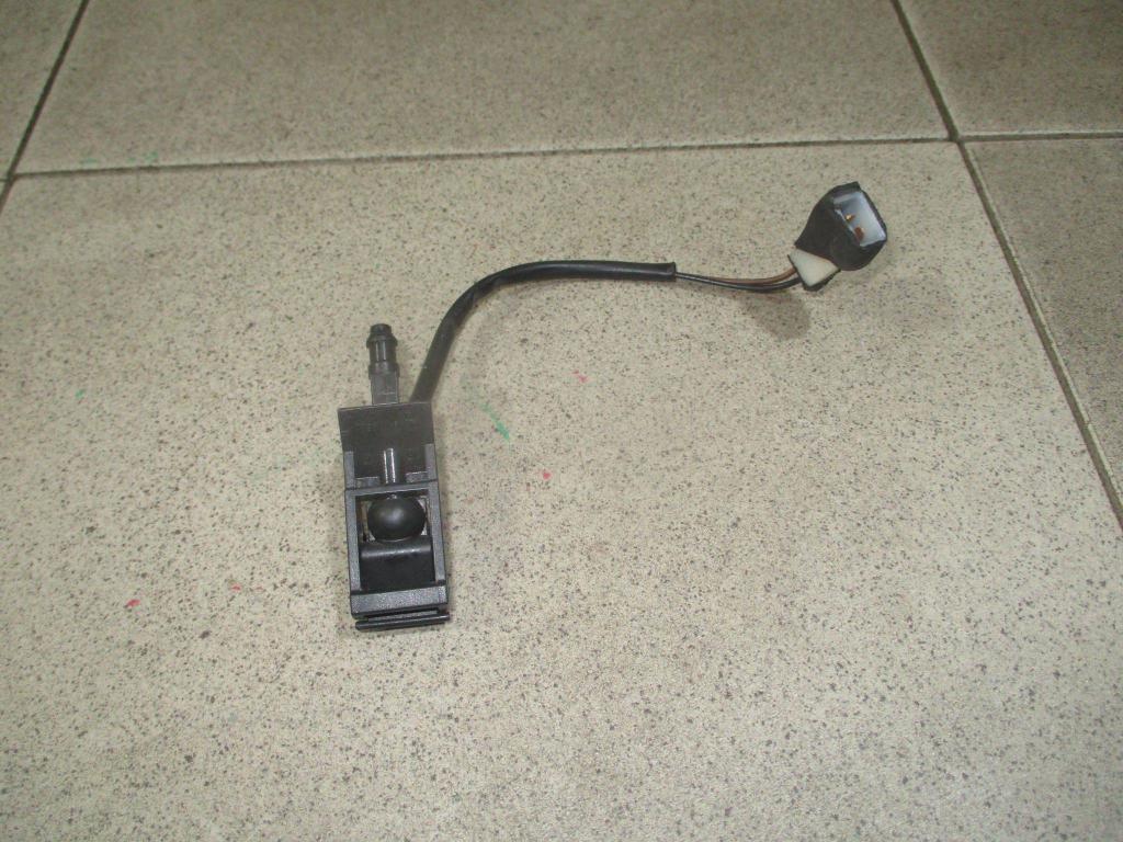 Форсунка омывателя лобового стекла, 1000 рублей, Пермь