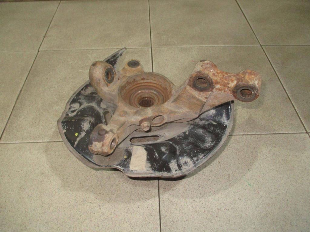 Кулак поворотный передний правый, 2500 рублей, Пермь