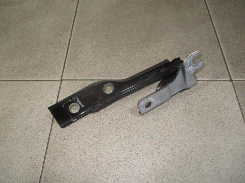 Петля капота правая, 1000 рублей, Пермь