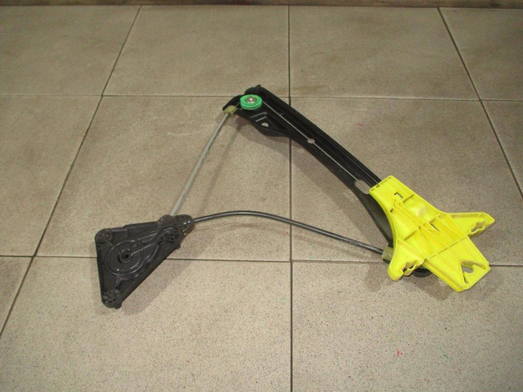 Стеклоподъемник задний правый, 800 рублей, Пермь