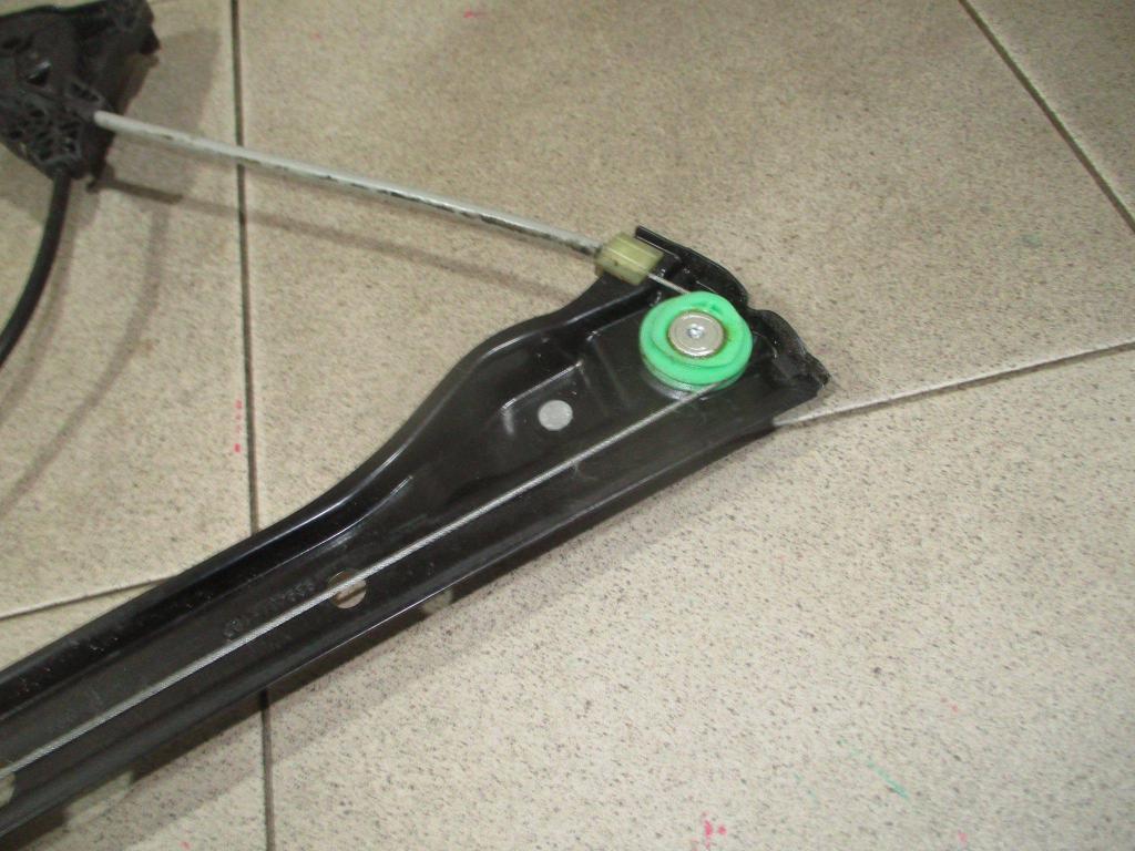 Стеклоподъемник задний правый, 800 рублей, Пермь