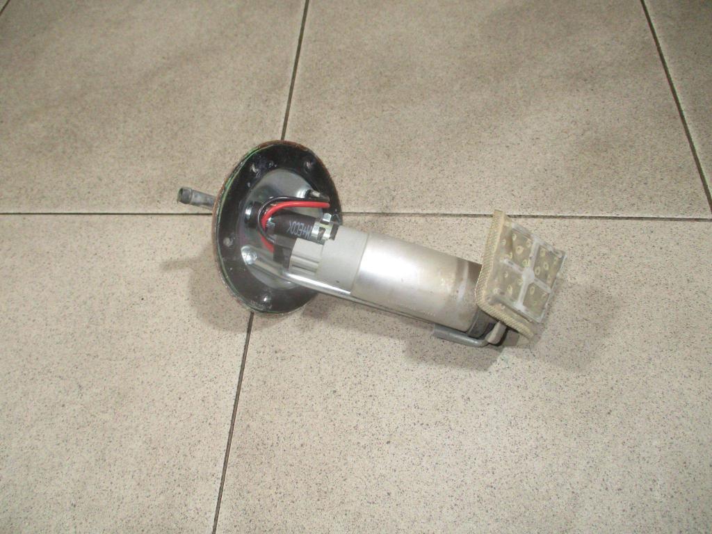 Насос топливный, 1000 рублей, Пермь