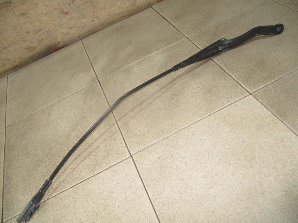 Поводок стеклоочистителя передний правый, 850 рублей, Пермь