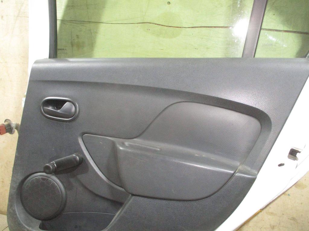 Обшивка двери задней правой, 500 рублей, Пермь