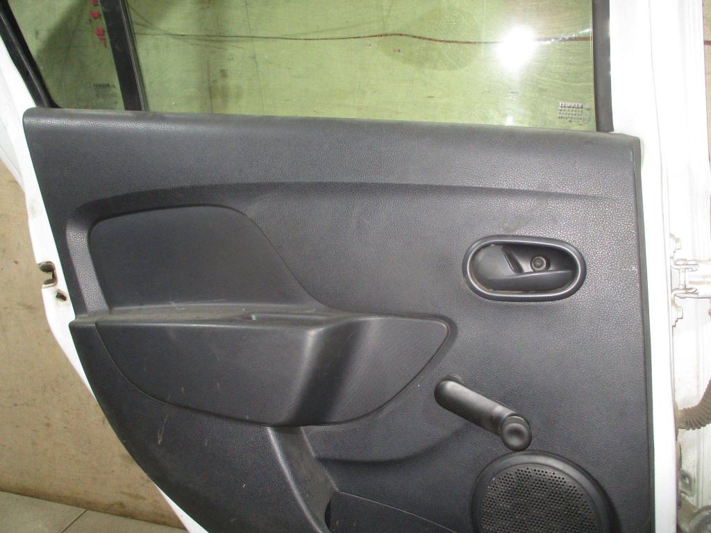 Обшивка двери задней левой, 500 рублей, Пермь