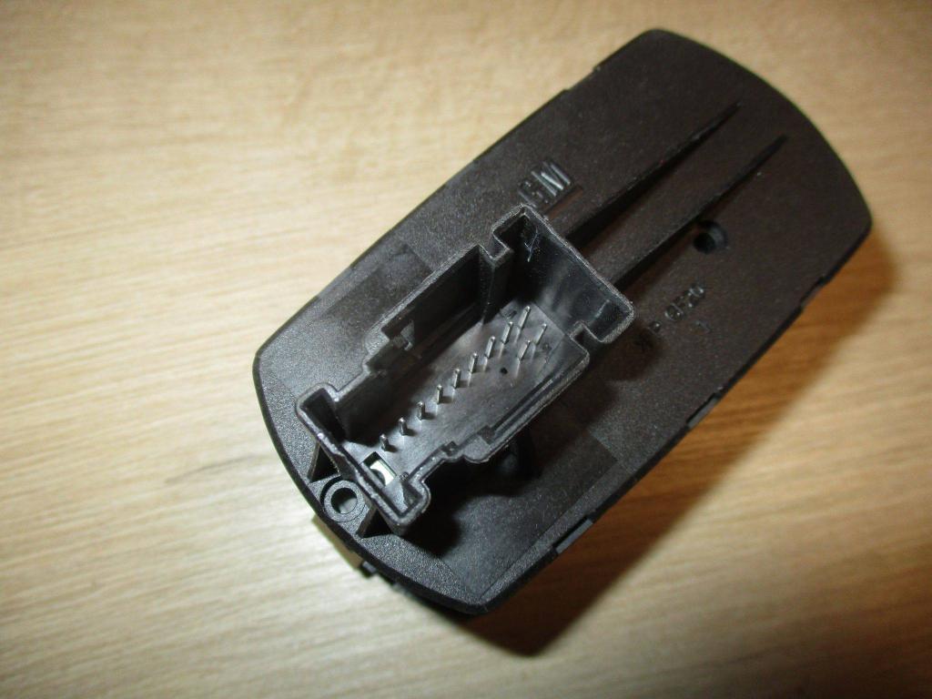 Блок управления стеклоподъемниками, 1000 рублей, Пермь