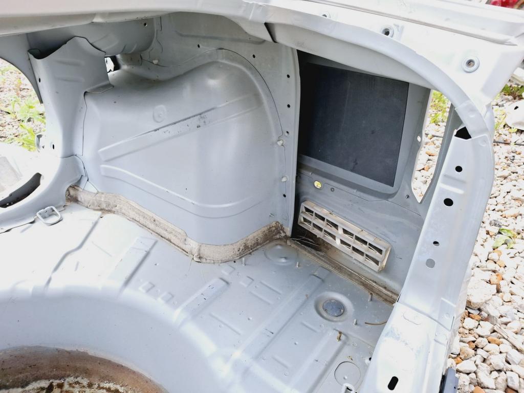 Крыло заднее правое, 10000 рублей, Пермь