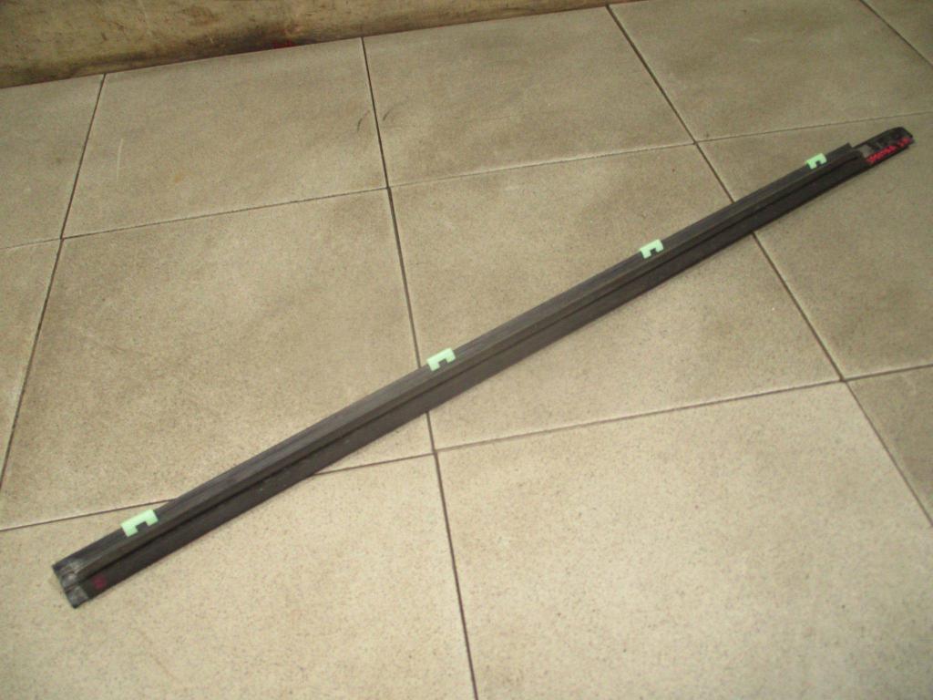 Накладка стекла заднего правого, 500 рублей, Пермь