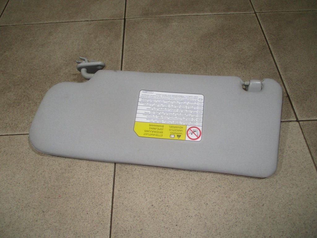 Козырек солнцезащитный правый, 1000 рублей, Пермь