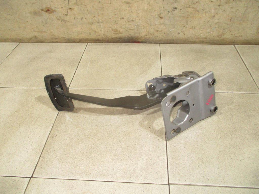 Педаль тормоза, 500 рублей, Пермь