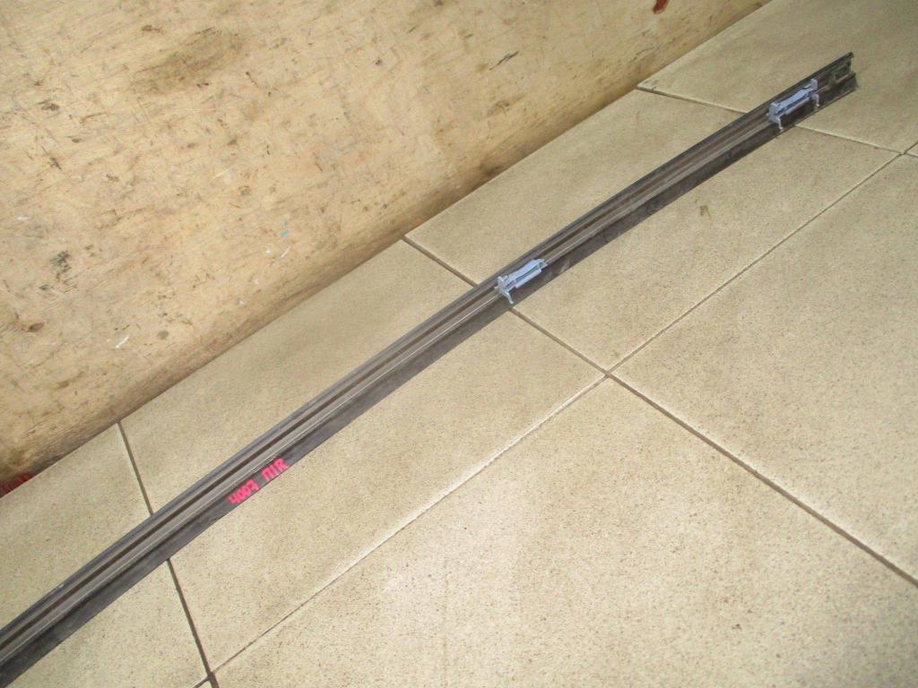 Молдинг крыши правый, 1000 рублей, Пермь