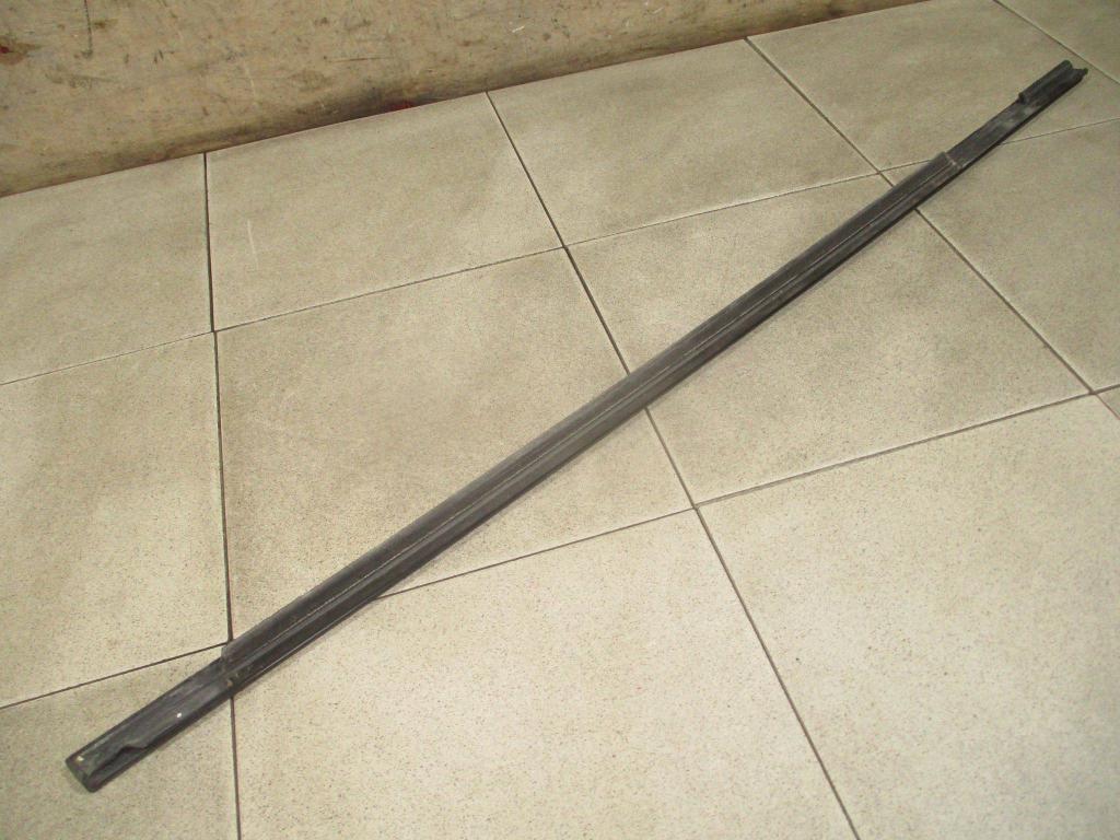 Накладка стекла переднего левого, 1000 рублей, Пермь