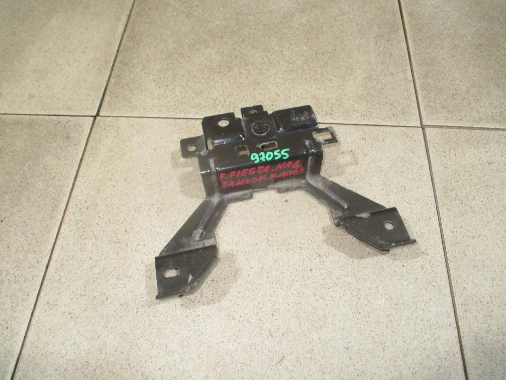 Кронштейн замка капота, 800 рублей, Пермь