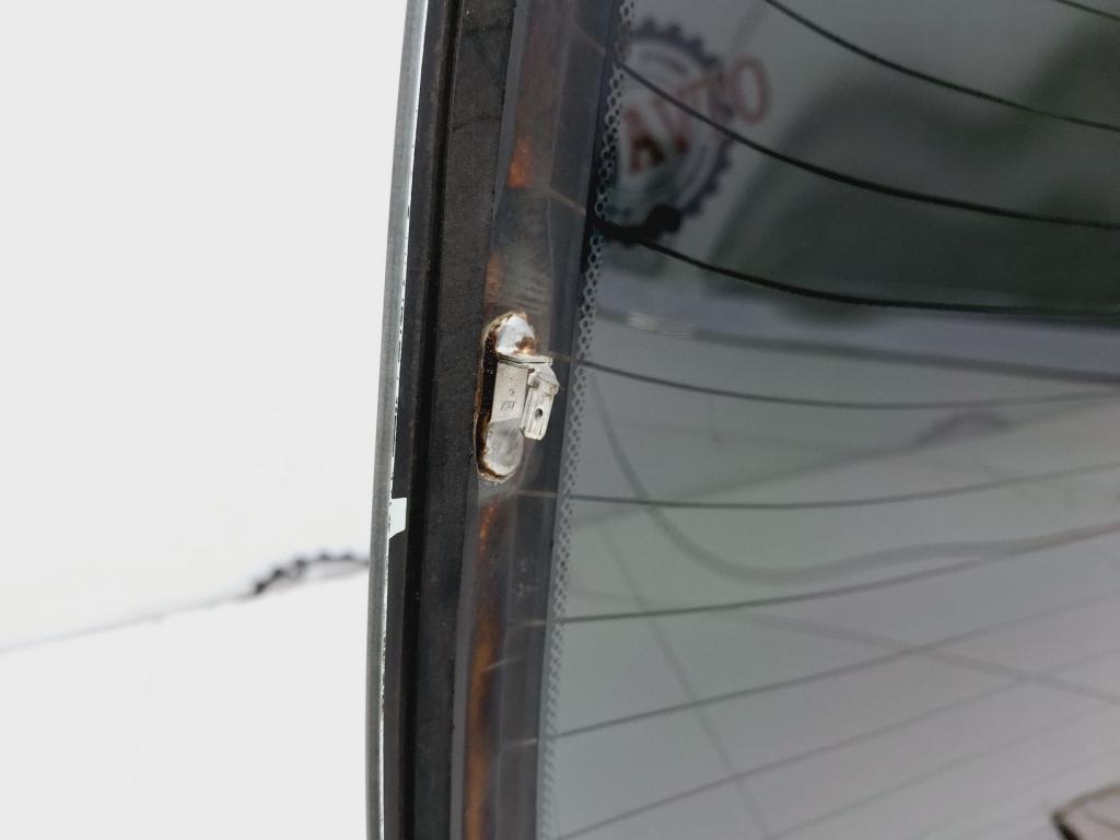 Стекло заднее, 2000 рублей, Пермь