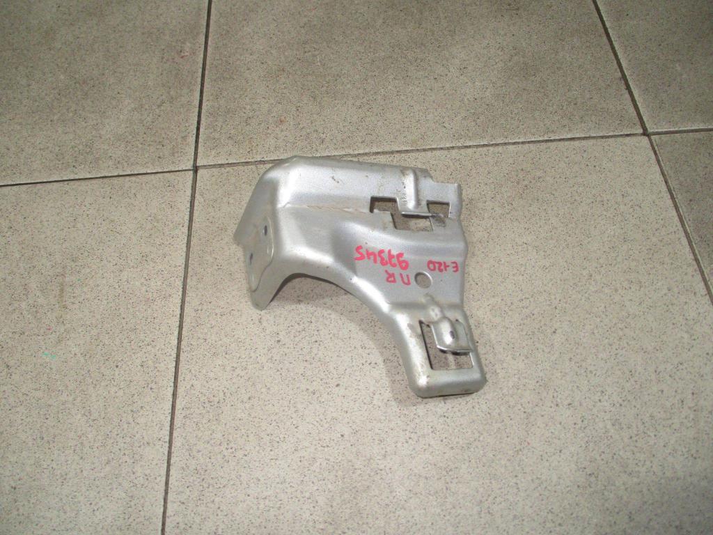 Кронштейн переднего бампера правый, 1000 рублей, Пермь