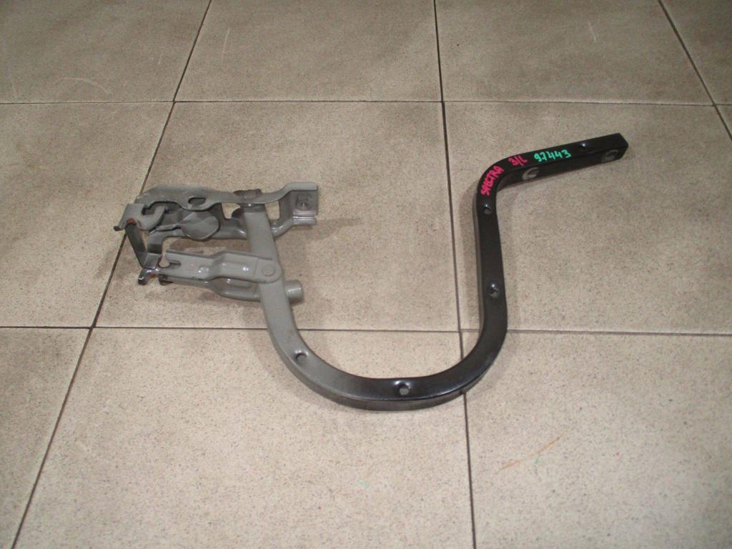 Петля крышки багажника, 500 рублей, Пермь