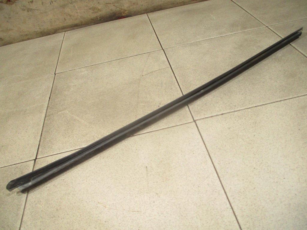 Накладка стекла заднего правого, 500 рублей, Пермь