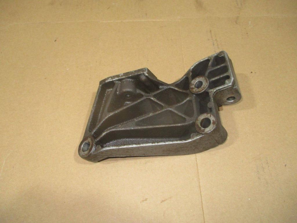 Кронштейн генератора, 500 рублей, Пермь