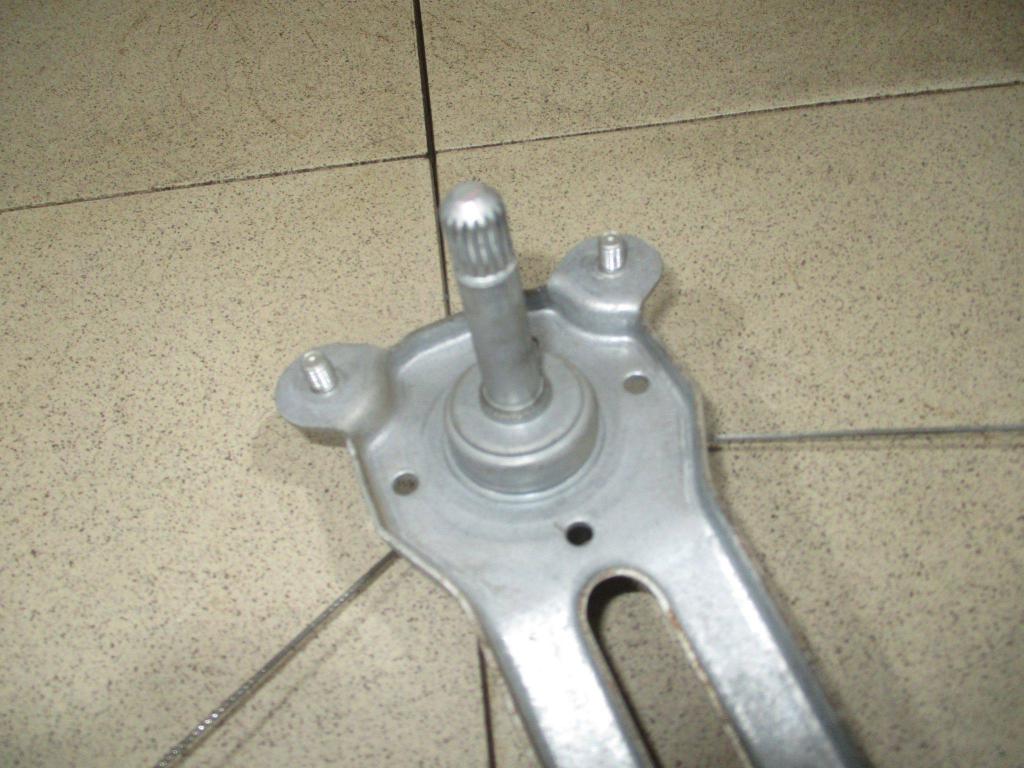 Стеклоподъемник механический передний правый, 550 рублей, Пермь