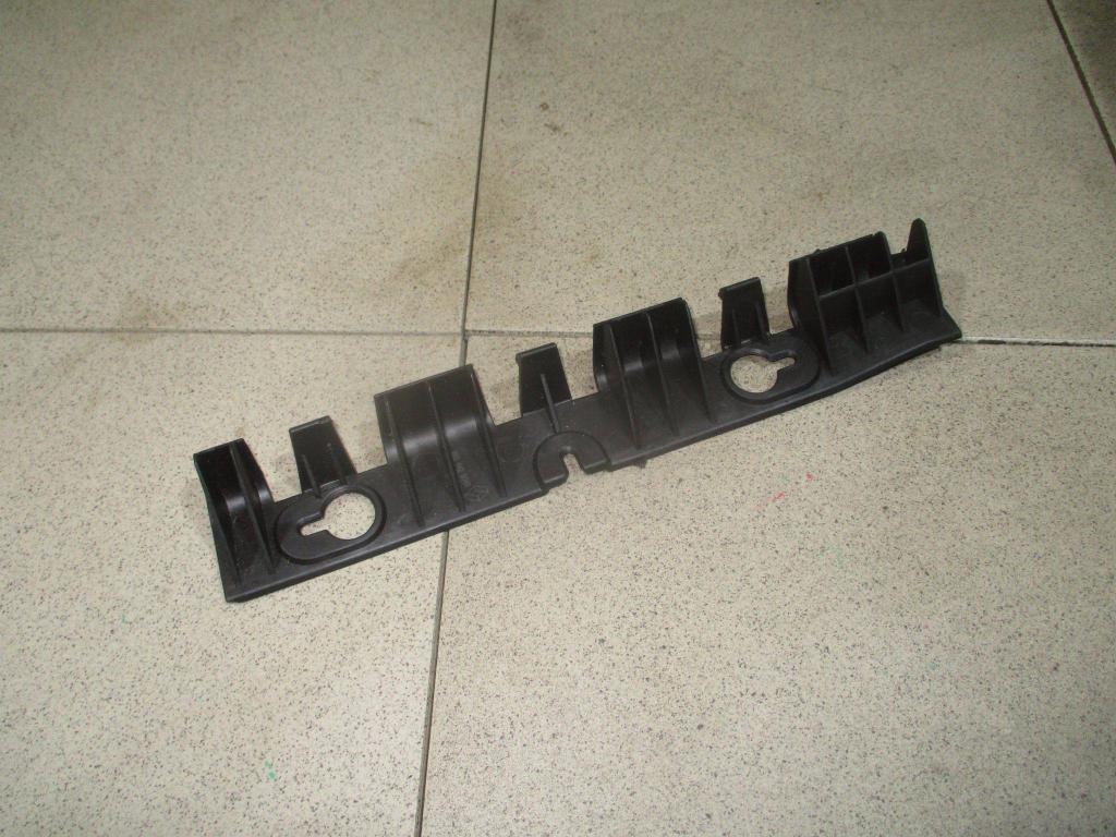 Кронштейн заднего бампера правый, 500 рублей, Пермь