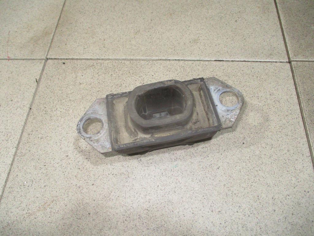 Опора КПП левая, 750 рублей, Пермь