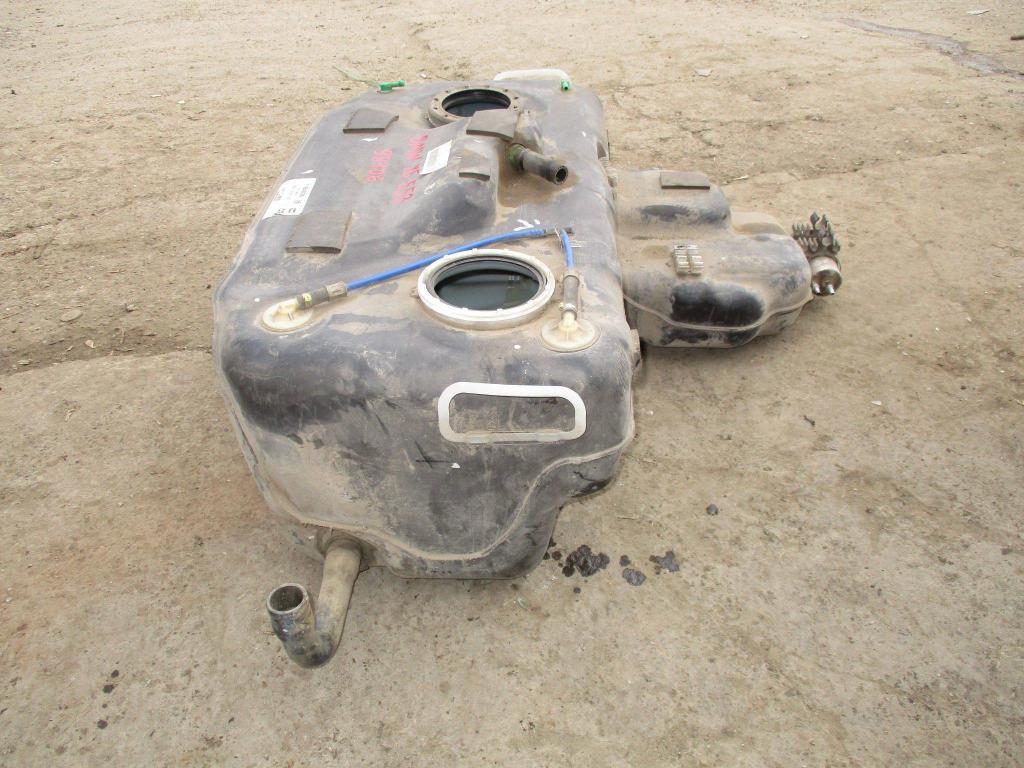 Бак топливный, 2000 рублей, Пермь