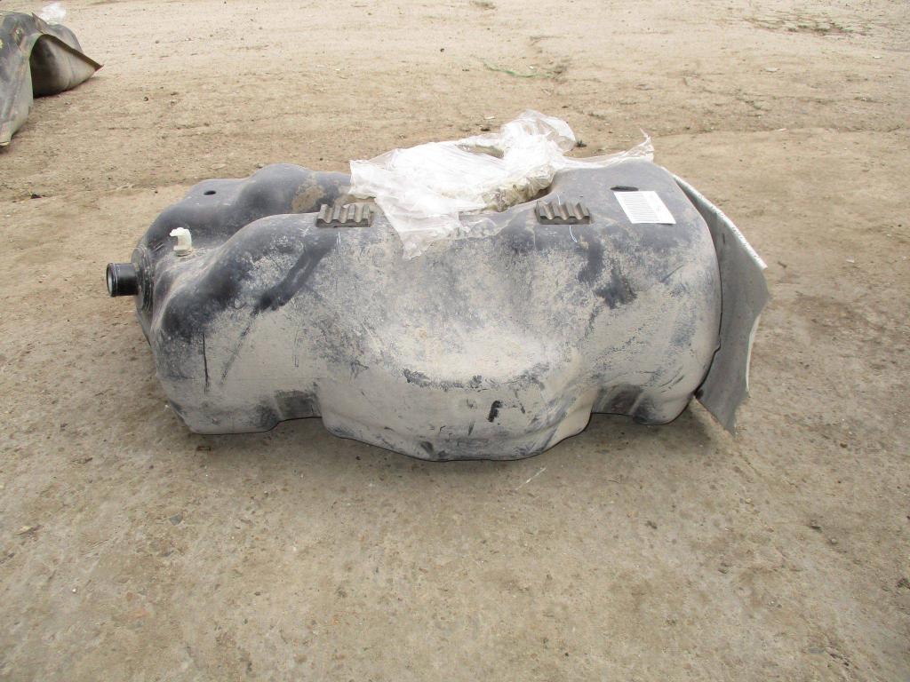 Бак топливный, 2000 рублей, Пермь