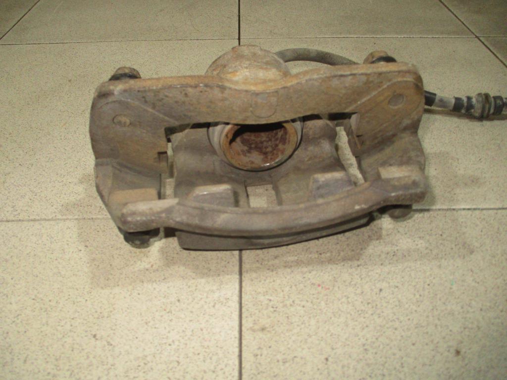 Суппорт передний правый, 2000 рублей, Пермь