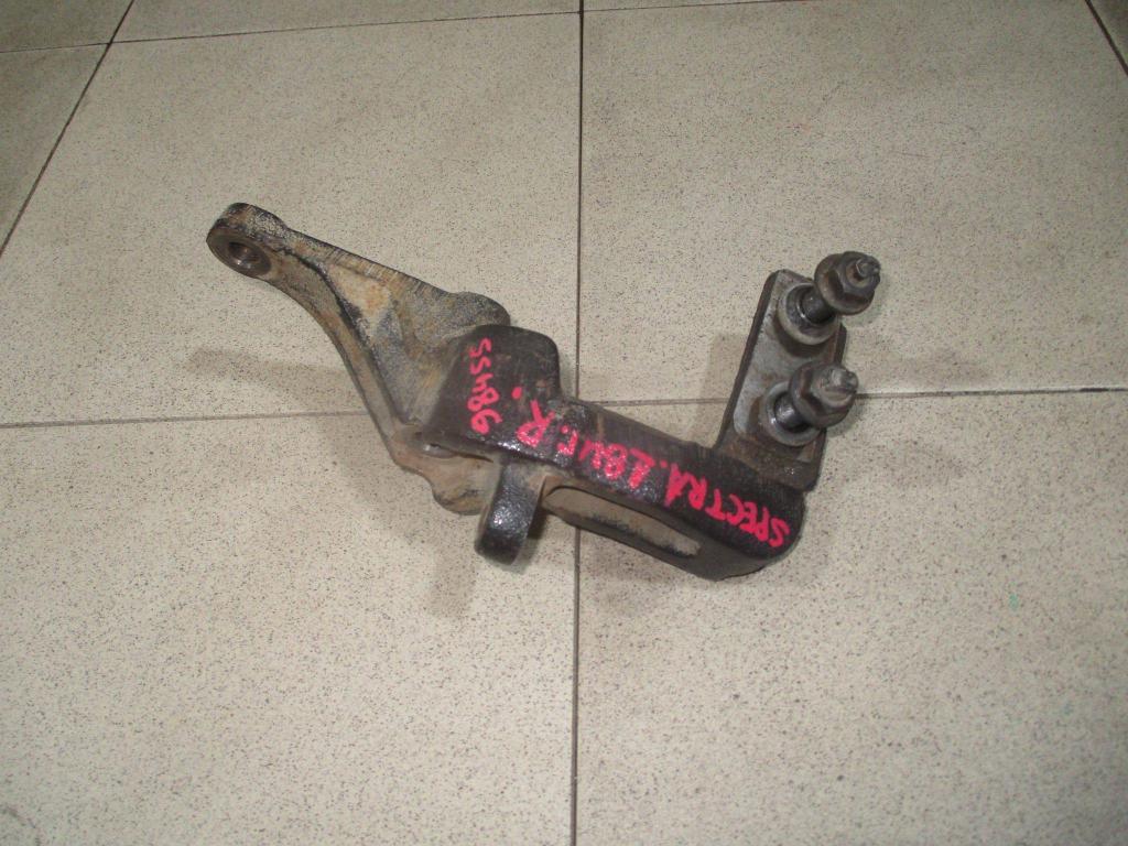 Кронштейн двигателя правый, 500 рублей, Пермь